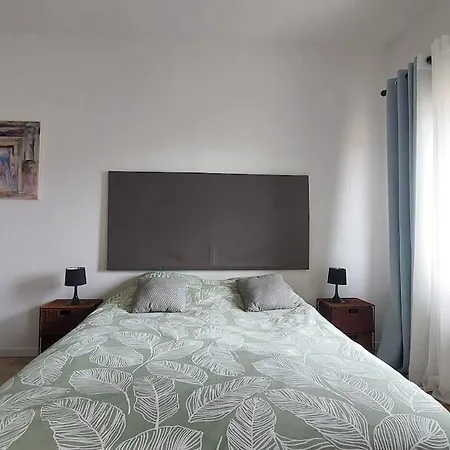 Apartment Vue Sur L'etoile De *